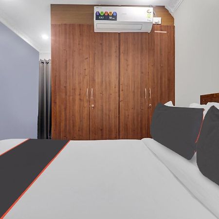 Super Collection O Sahasra Nearkondapur Hotel Hyderabad Exterior photo